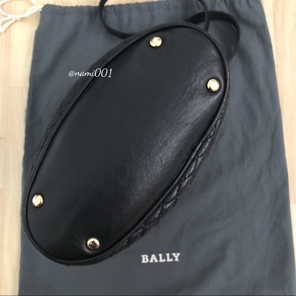 Vintage Bally Quilted Lambskin Shoulder Bag EUC - Picture 5 of 12